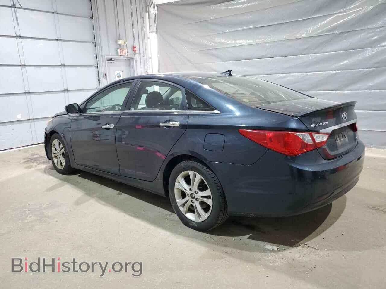 2013 HYUNDAI SONATA - VIN: 5NPEC4AC2DH611976 - Фото 2