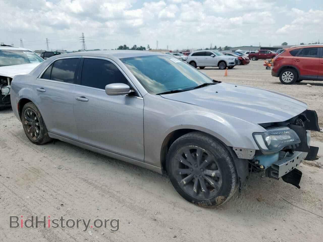 2017 CHRYSLER 300 - VIN: 2C3CCARG4HH521969 - Фото 4