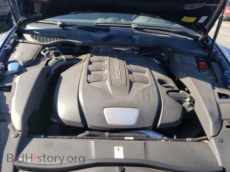 2013 Porsche CAYENNE (VIN WP1AF2A26DLA34056) — photo 7 of 10