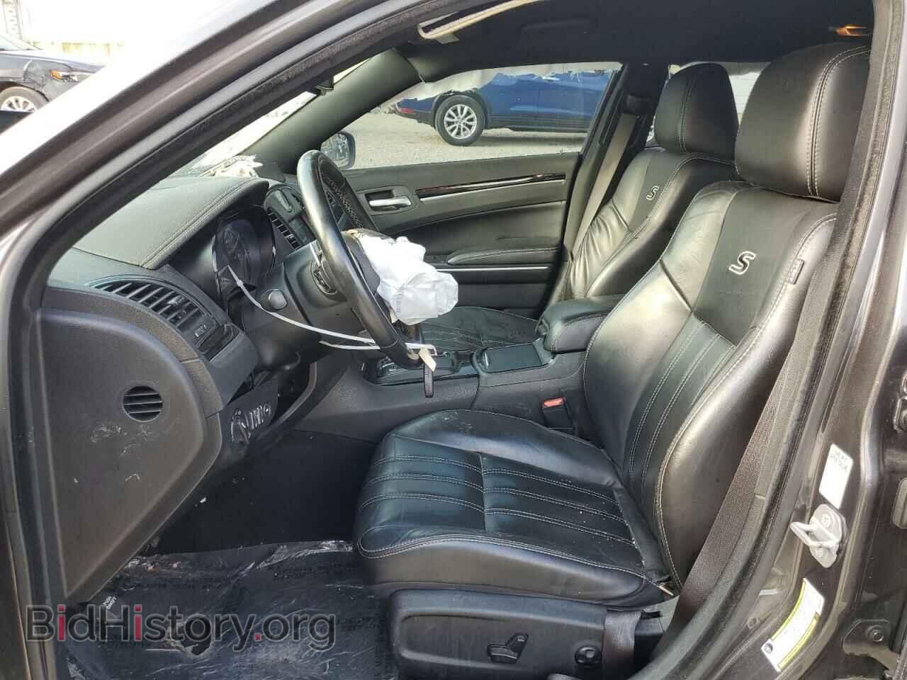 2019 CHRYSLER 300 - VIN: 2C3CCABG0KH634092 - Фото 7