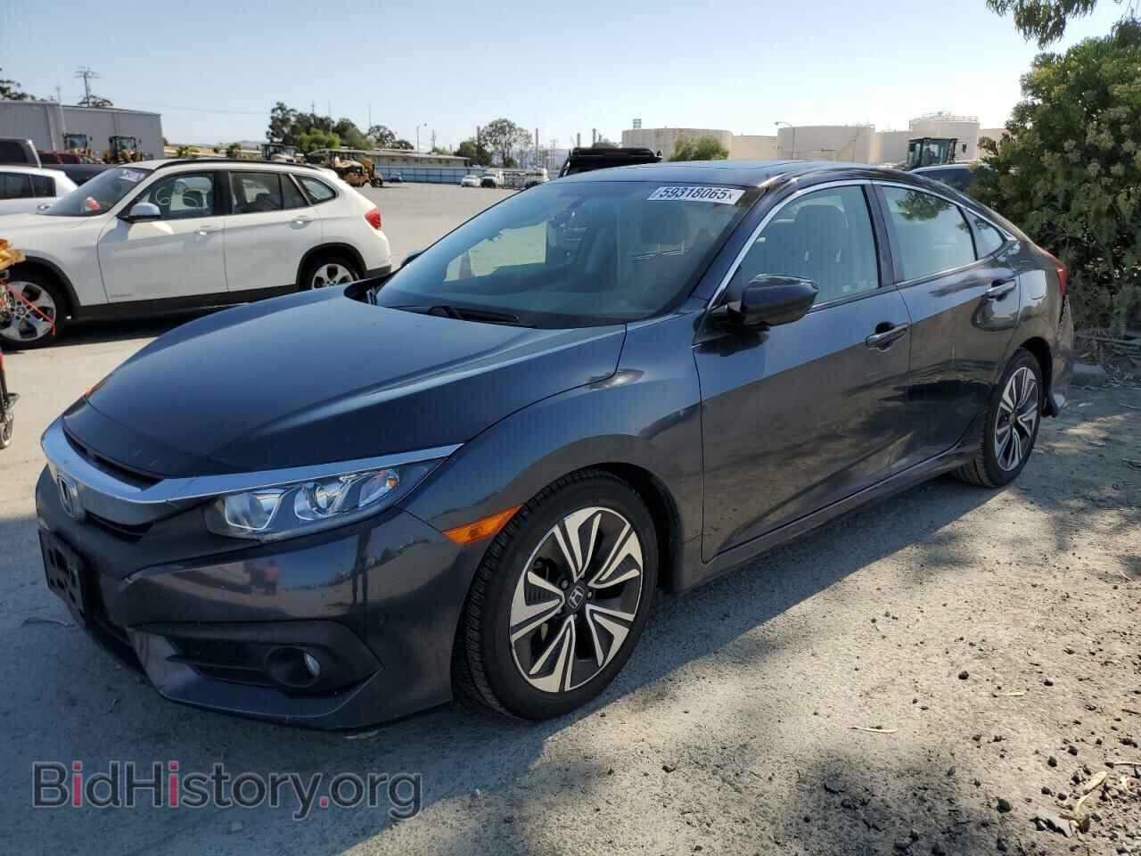 Photo JHMFC1F33JX018802 - HONDA CIVIC 2018