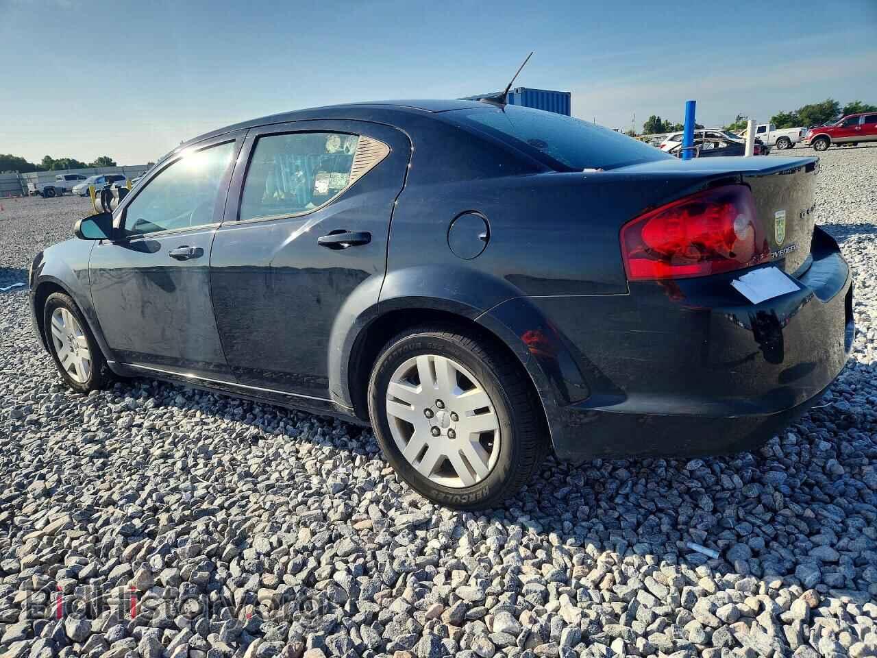 2011 DODGE AVENGER - VIN: 1B3BD4FBXBN578594 - Фото 2