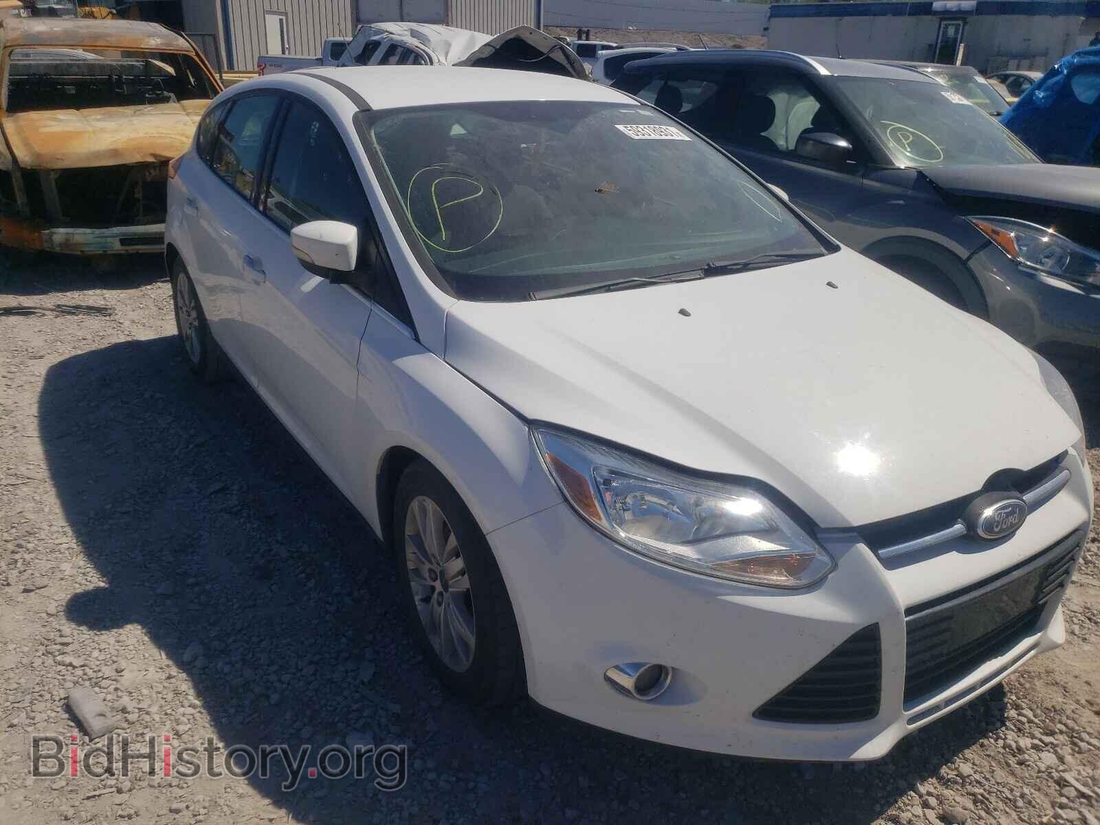 Фотография 1FAHP3M23CL457650 - FORD FOCUS 2012