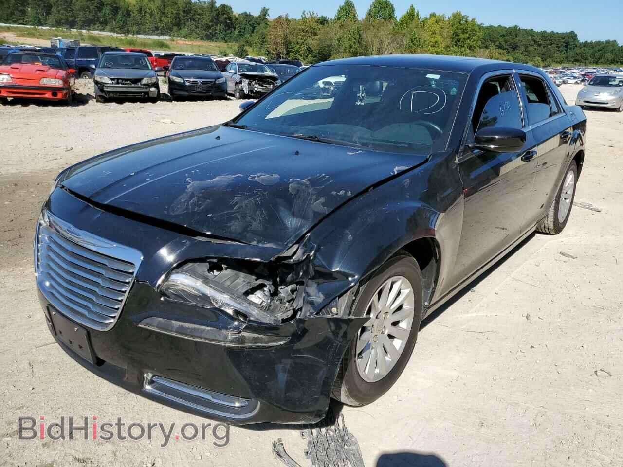 2014 CHRYSLER 300 - VIN: 2C3CCAAG3EH375930 - Фото 9