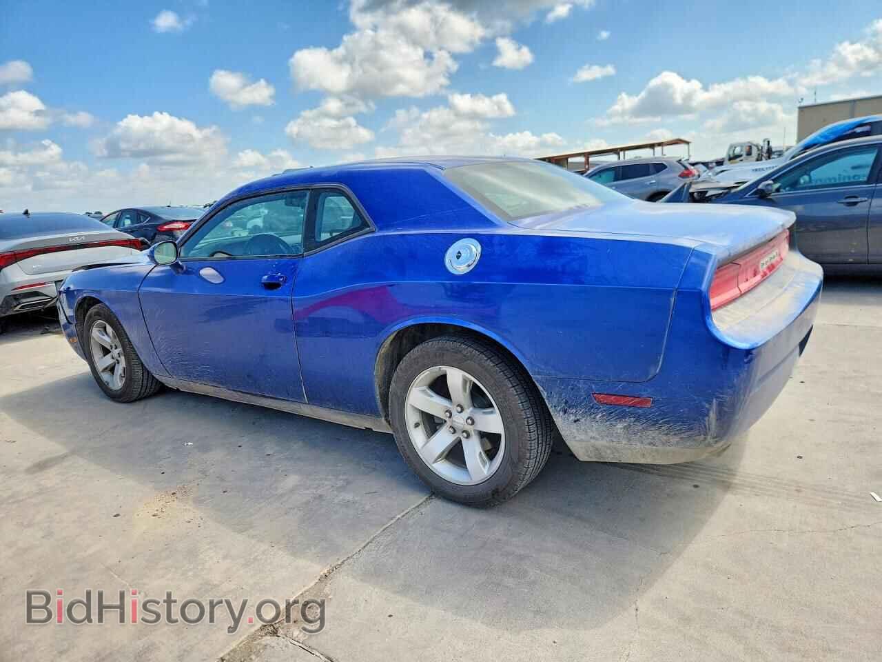 2012 DODGE CHALLENGER - VIN: 2C3CDYAG5CH239009 - Photo 2