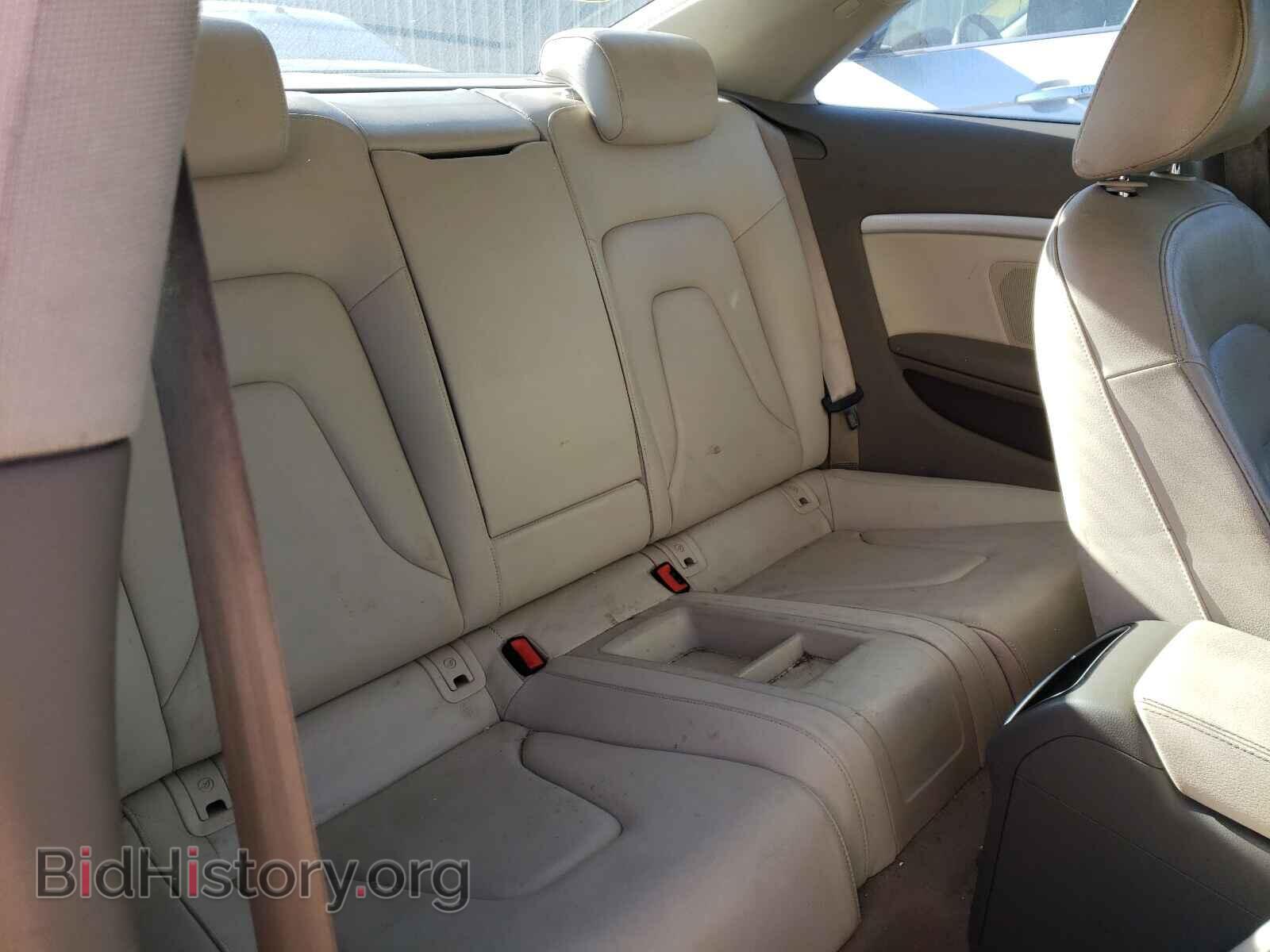 2010 AUDI A5 - VIN: WAUGFAFR5AA054993 - Фото 6