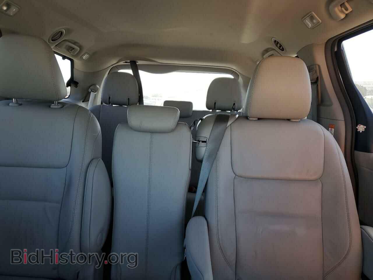 2016 TOYOTA All Models - VIN: 5TDYK3DC1GS746340 - Фото 10