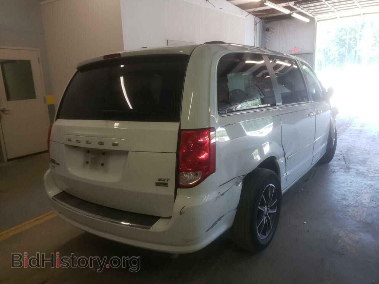 2017 DODGE CARAVAN - VIN: 2C4RDGCG9HR625088 - Photo 4