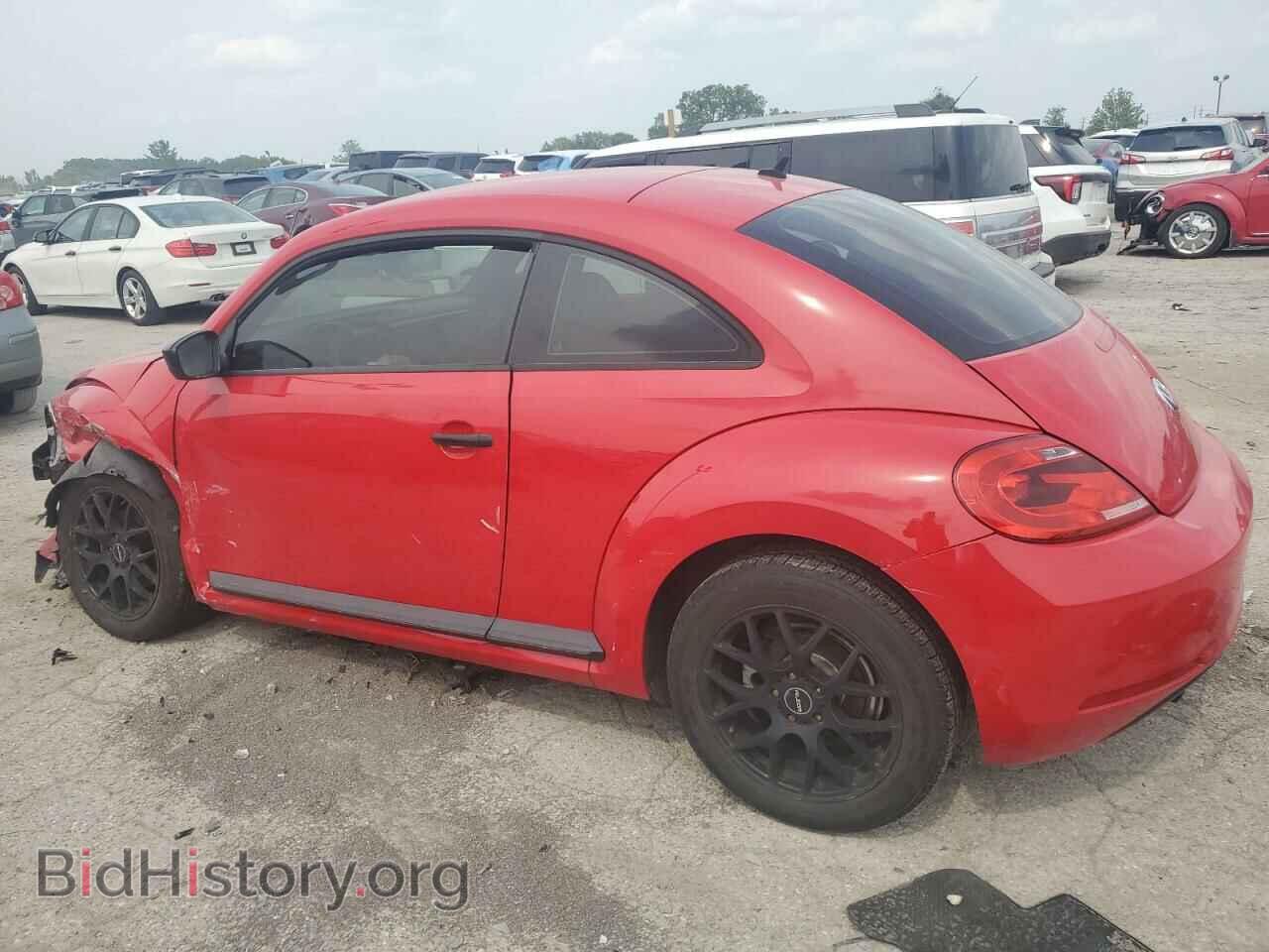 2014 VOLKSWAGEN BEETLE - VIN: 3VWF17AT4EM641193 - Фото 2
