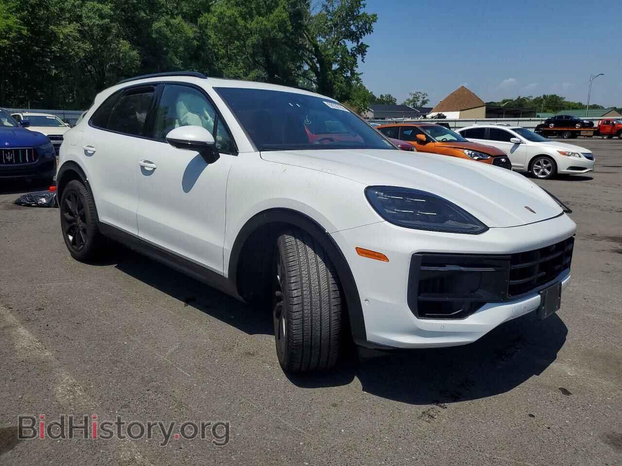 2025 Porsche CAYENNE (VIN WP1AG2AY9SDA25215) — фото 4 из 14