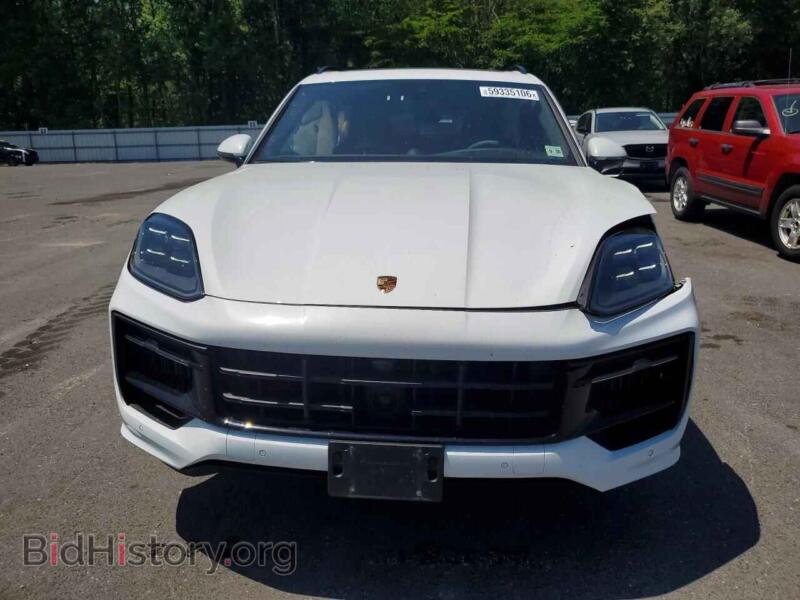 2025 Porsche CAYENNE (VIN WP1AG2AY9SDA25215) — фото 5 из 14