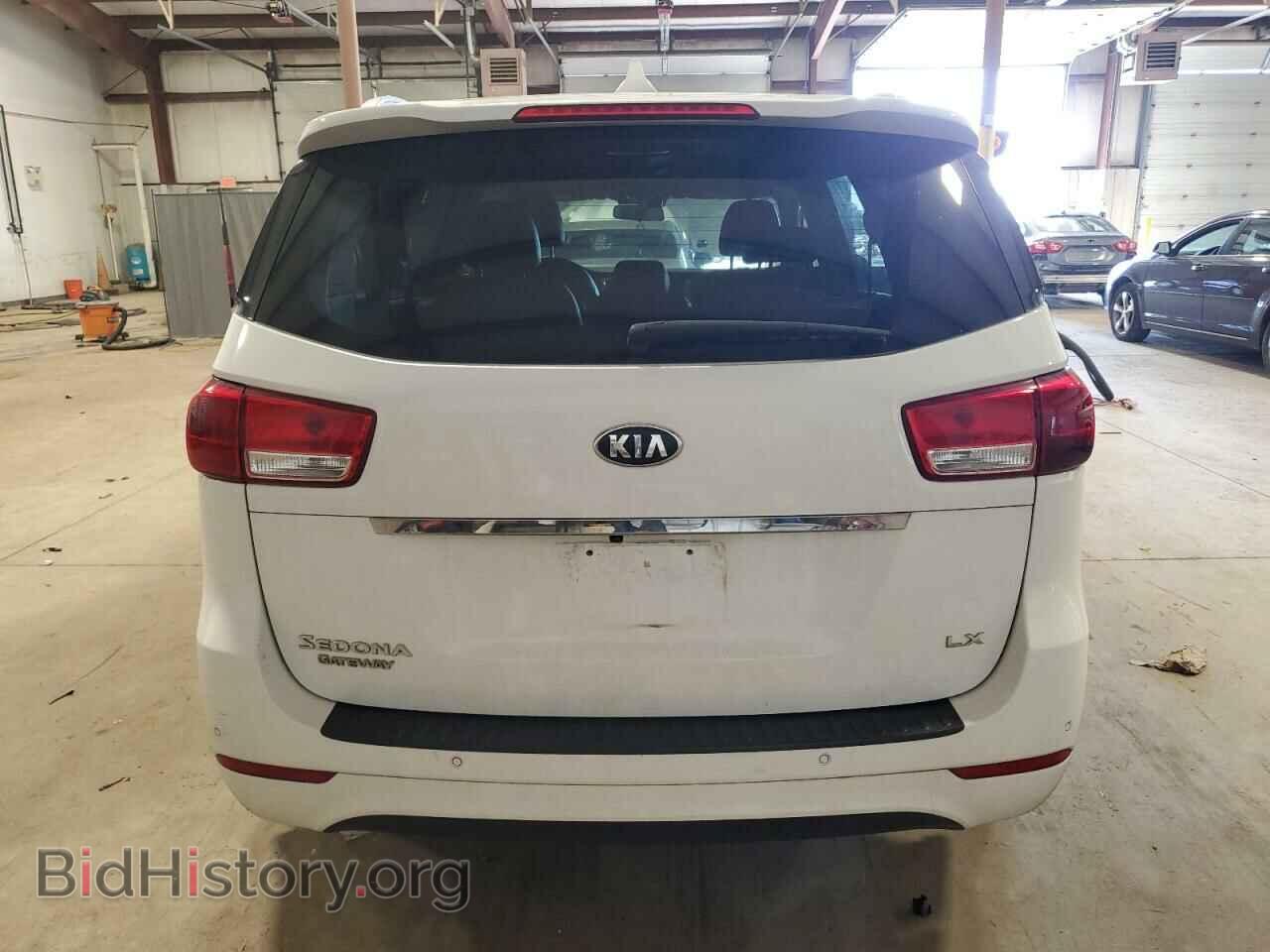 2018 KIA All Models - VIN: KNDMB5C17J6355873 - Фото 6