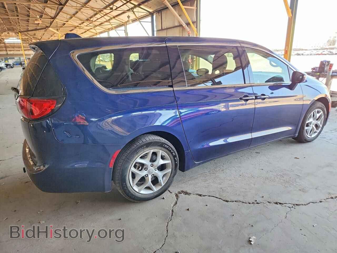2018 CHRYSLER PACIFICA - VIN: 2C4RC1FG9JR111520 - Photo 3