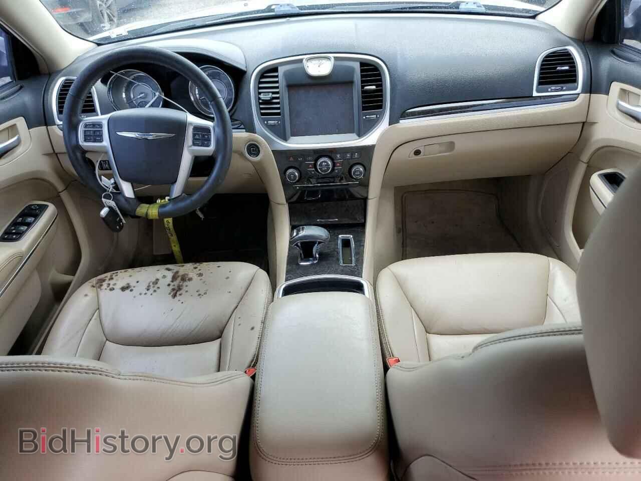 2013 CHRYSLER 300 - VIN: 2C3CCAAG3DH648055 - Фото 8