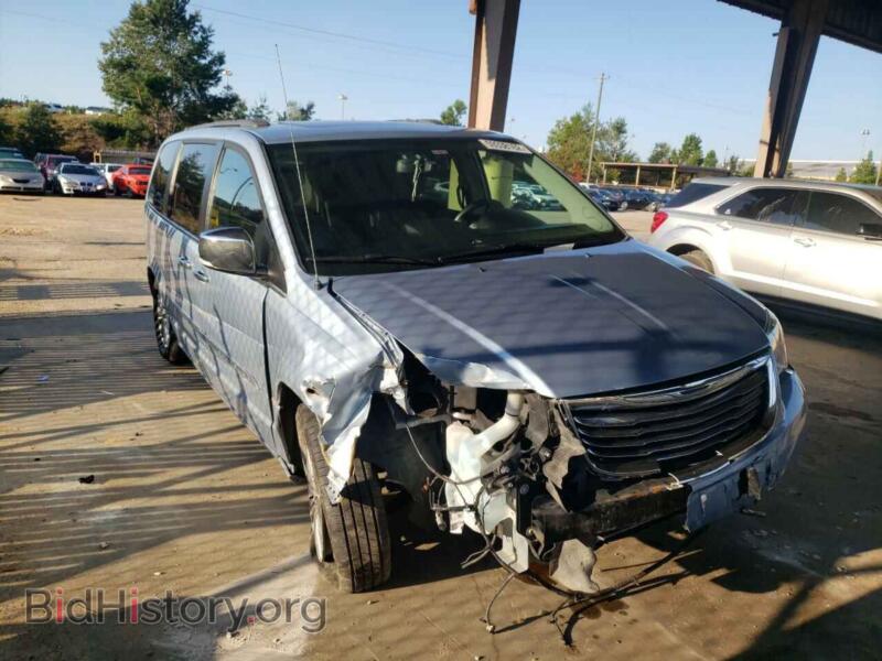 2016 Chrysler MINIVAN Town & COU (VIN 2C4RC1CGXGR190483) — фото 1 из 10, Copart, повреждение: по всему кузову