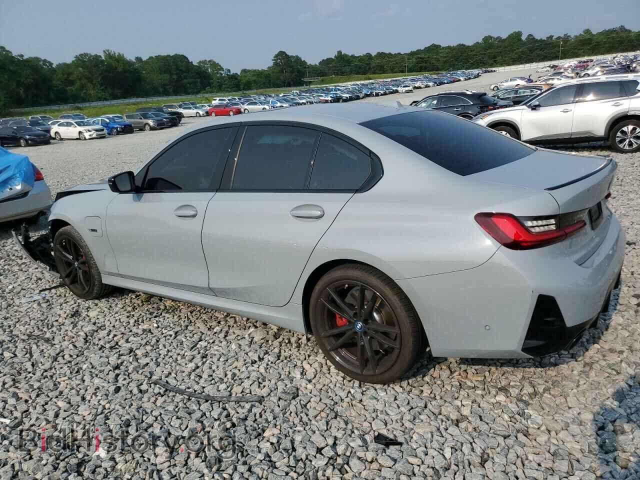 2023 BMW 3 SERIES - VIN: 3MW39FF08P8D58764 - Фото 2