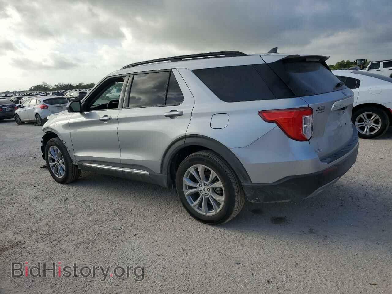 2023 FORD EXPLORER - VIN: 1FMSK7DHXPGB43479 - Photo 2