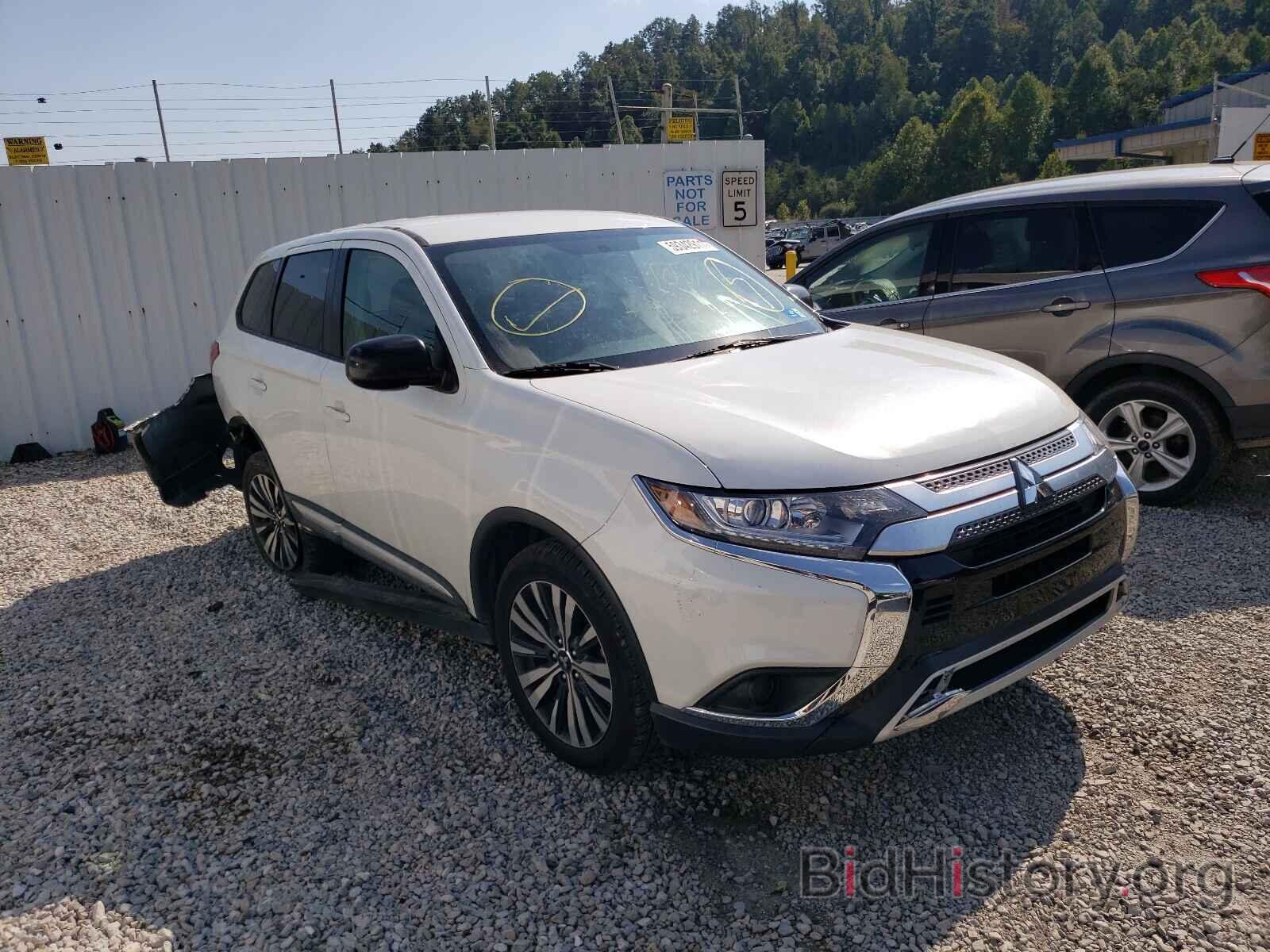 Photo JA4AD2A33KZ013900 - MITSUBISHI OUTLANDER 2019