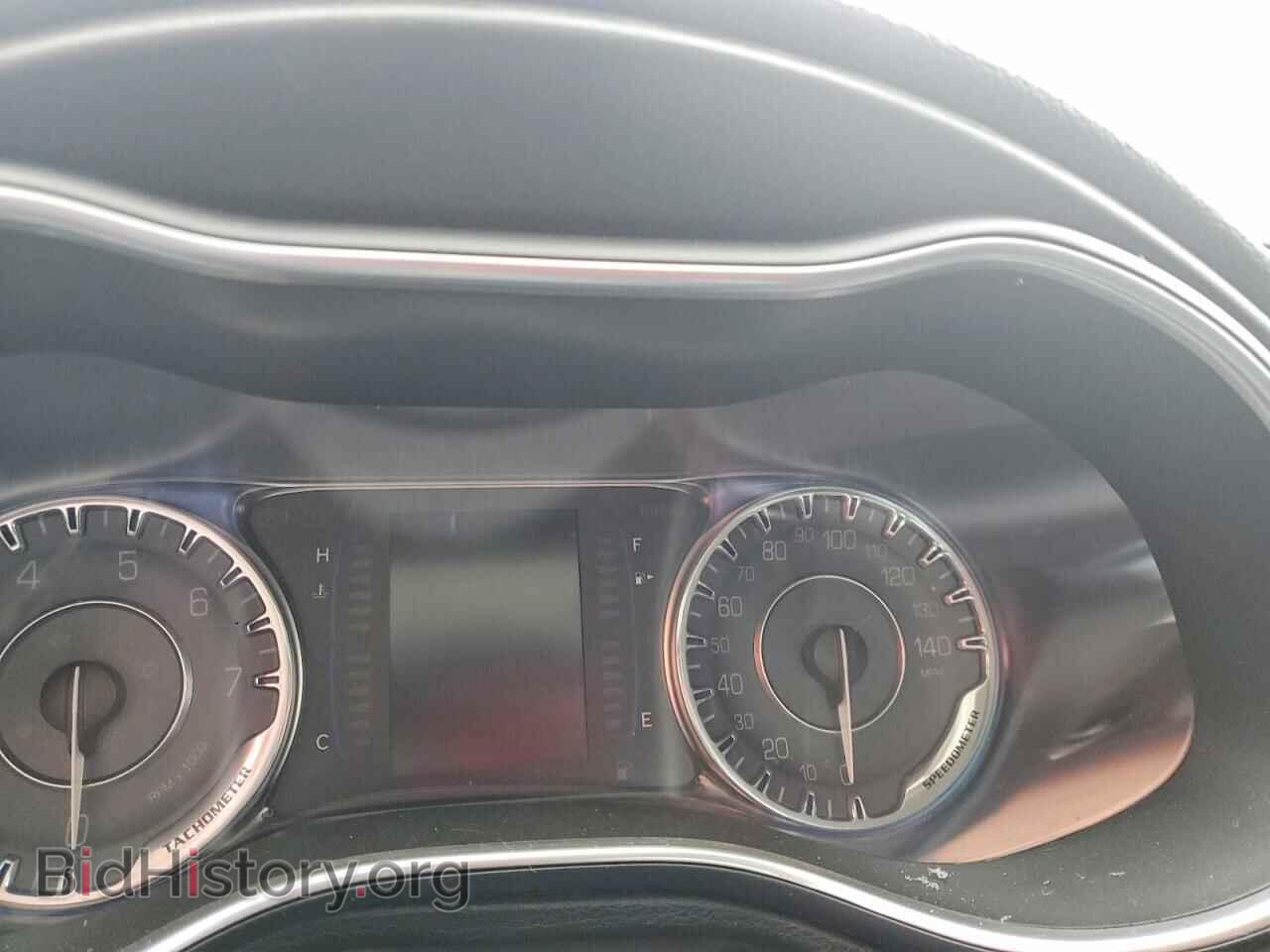 2016 CHRYSLER 200 - VIN: 1C3CCCAB6GN124670 - Фото 9