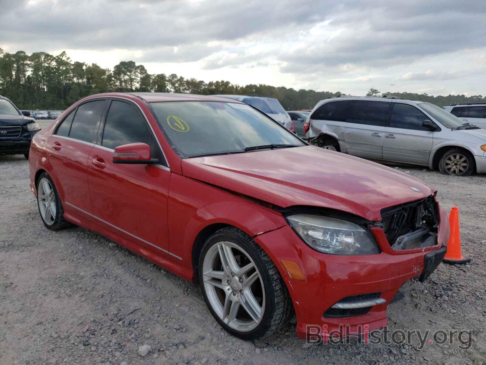 Photo WDDGF5EB7BA416120 - MERCEDES-BENZ C-CLASS 2011