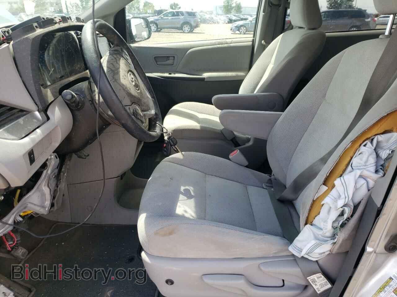 2018 TOYOTA SIENNA - VIN: 5TDZZ3DC8JS932111 - Фото 7