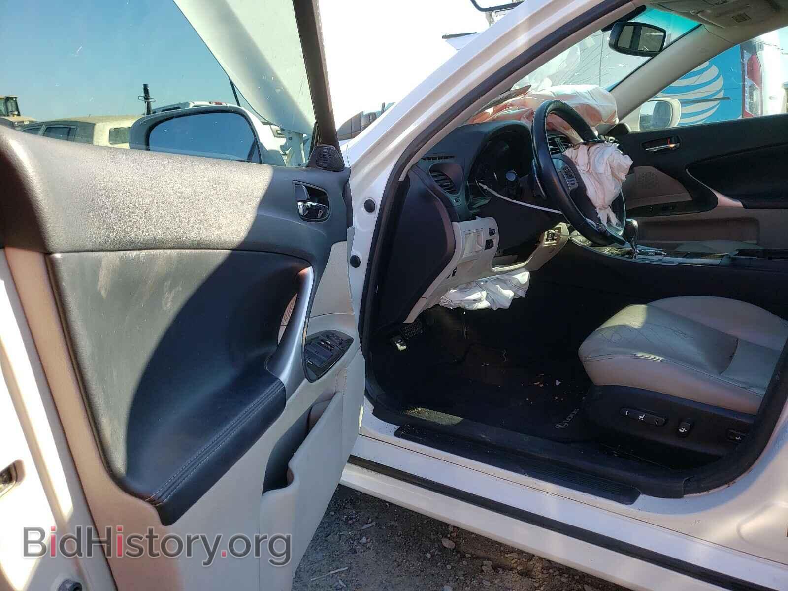 2011 LEXUS IS - VIN: JTHBF5C27B5131139 - Фото 9