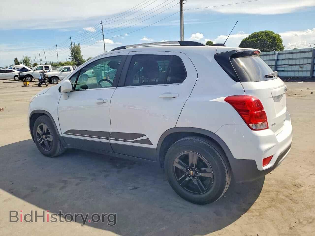 2019 CHEVROLET TRAX - VIN: 3GNCJLSB4KL401641 - Фото 2