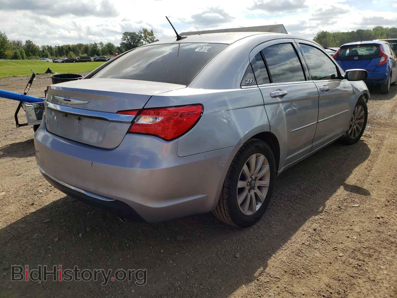 2013 CHRYSLER 200 - VIN: 1C3CCBBG2DN659284 - Фото 4