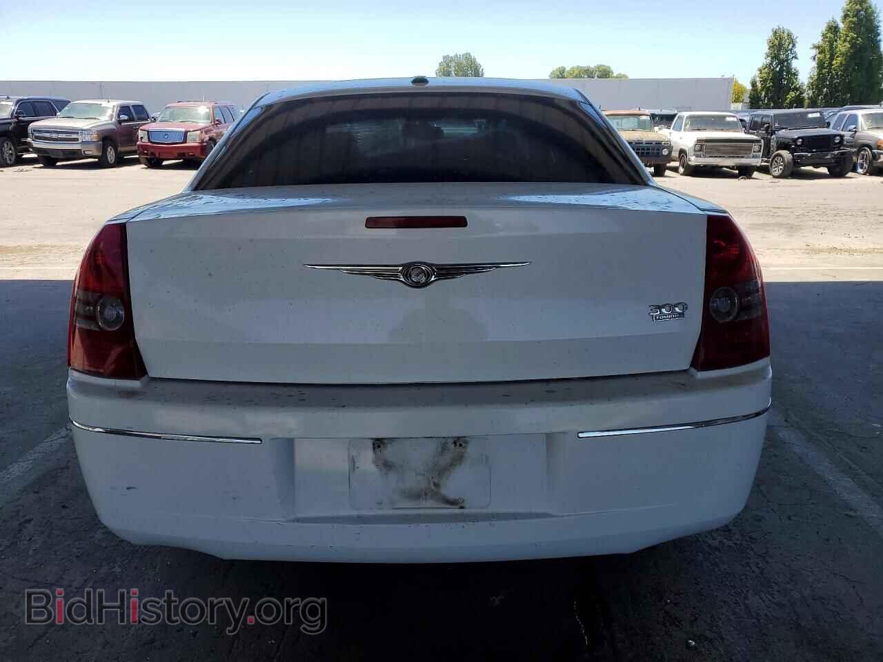 2010 CHRYSLER 300 - VIN: 2C3CA5CVXAH293941 - Photo 6