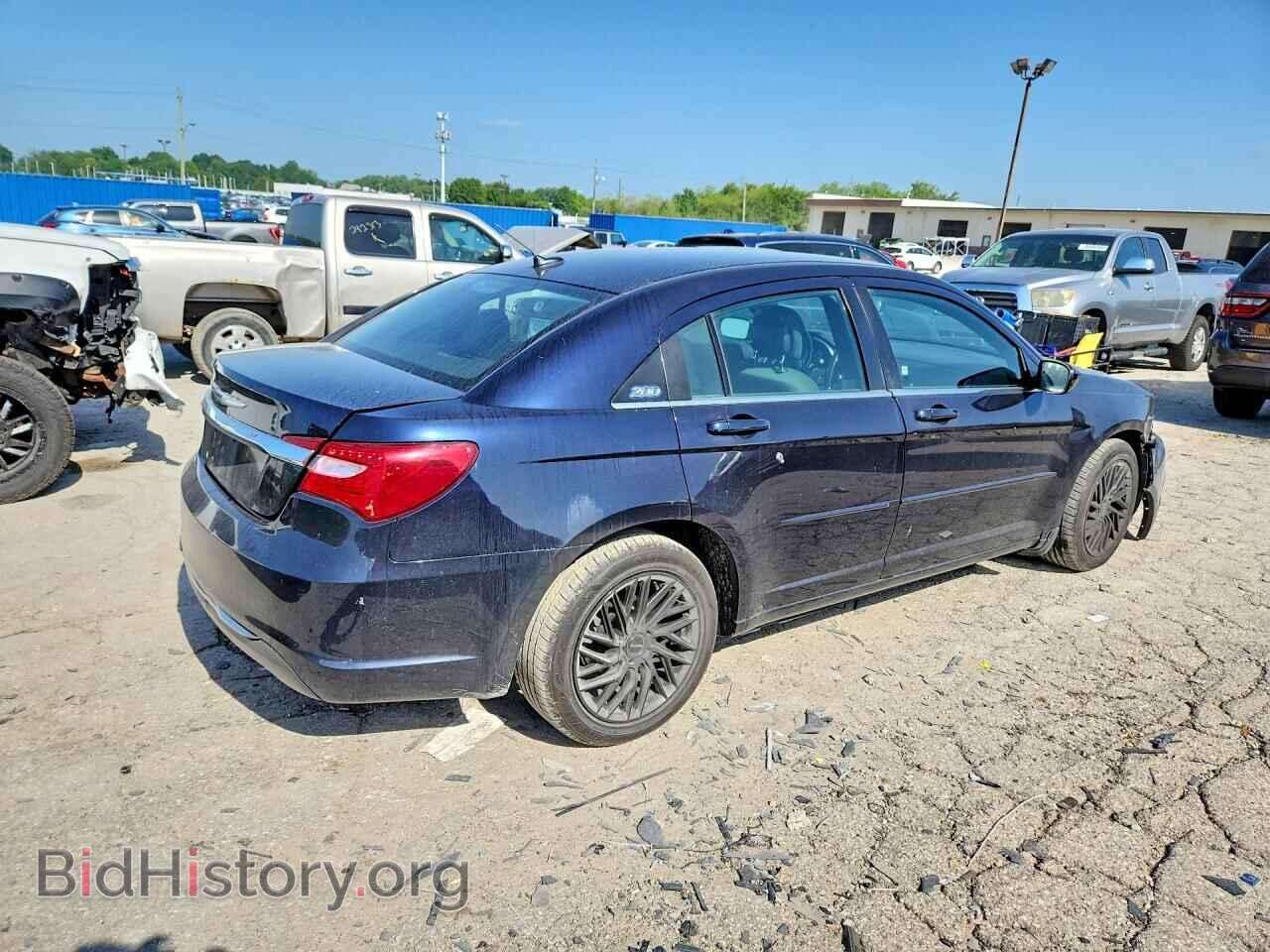 2011 CHRYSLER 200 - VIN: 1C3BC1FGXBN552593 - Фото 3