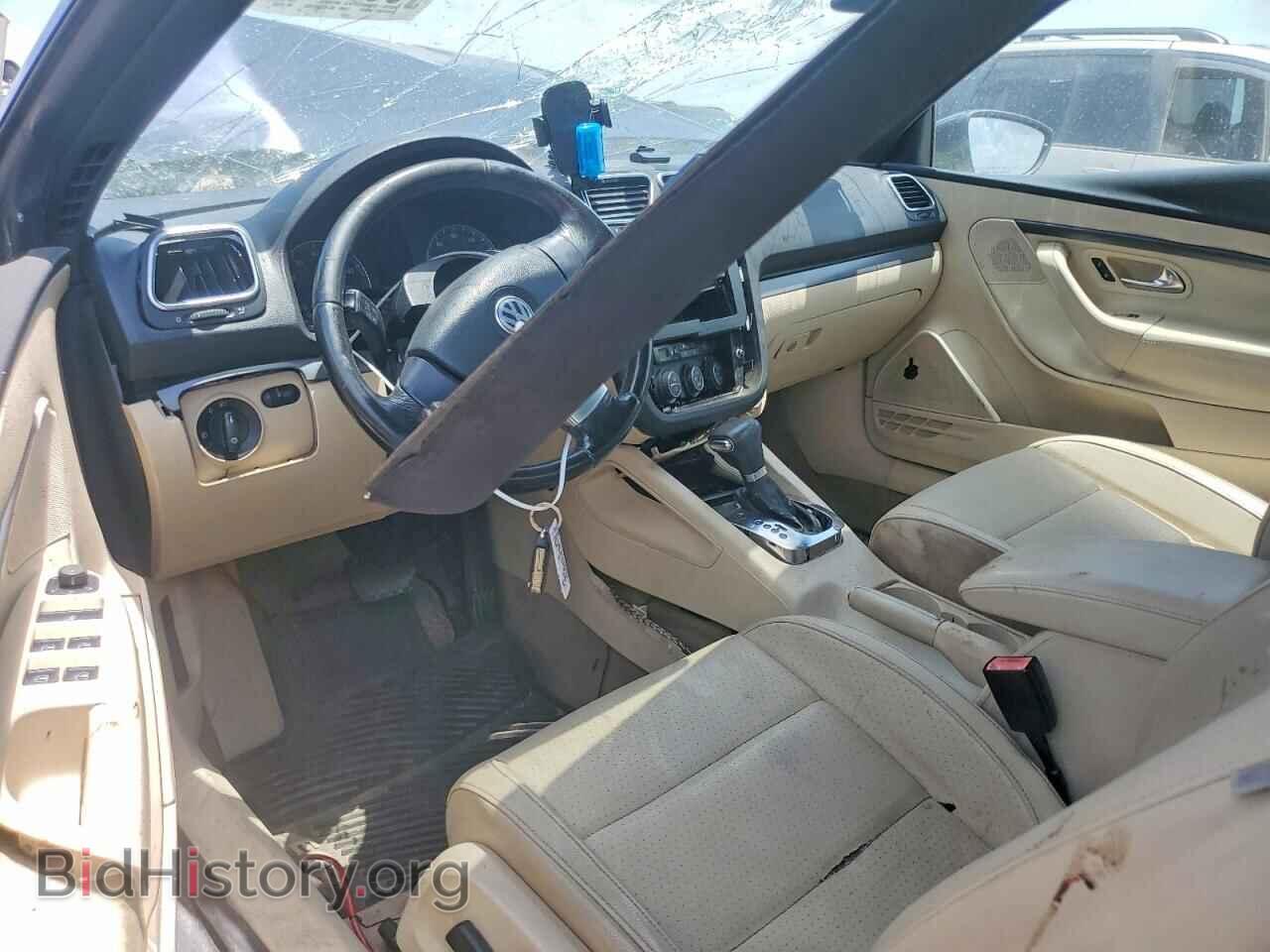 2009 VOLKSWAGEN EOS - VIN: WVWBA71FX9V021536 - Photo 8