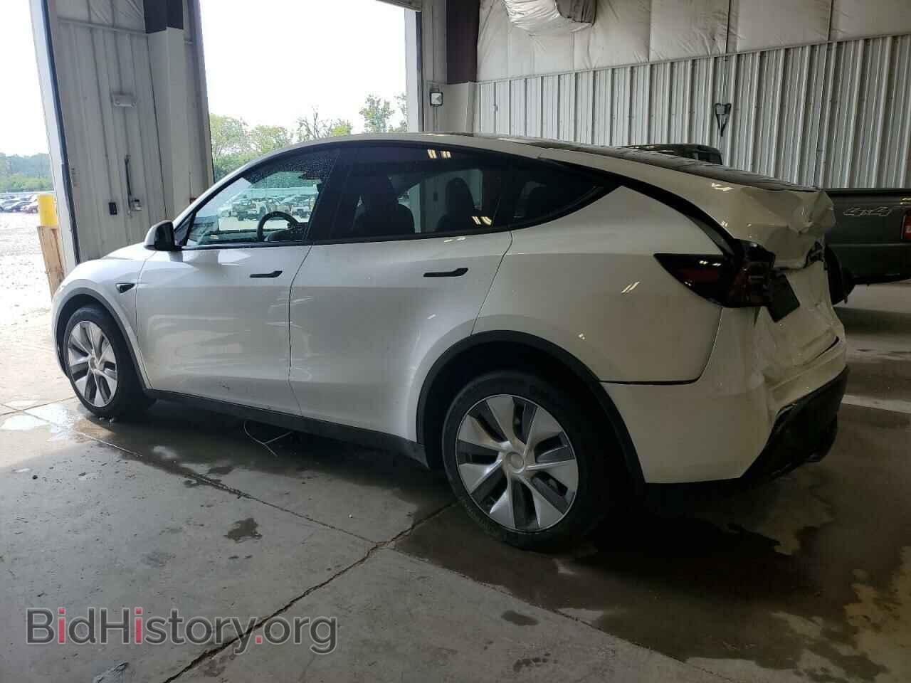 2023 TESLA MODEL Y - VIN: 7SAYGDEEXPA025316 - Фото 2