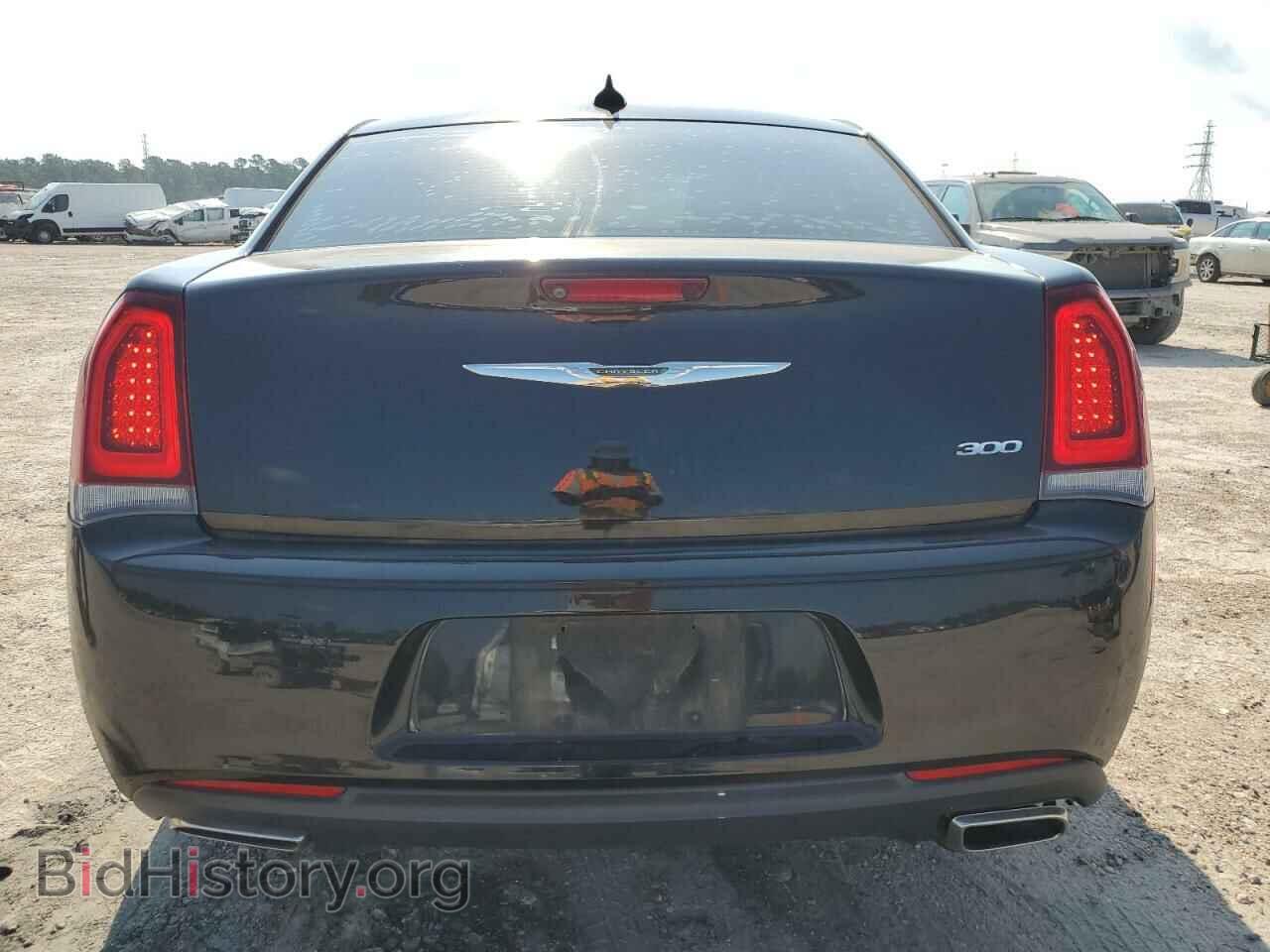 2019 CHRYSLER 300 - VIN: 2C3CCAAG0KH609971 - Фото 6