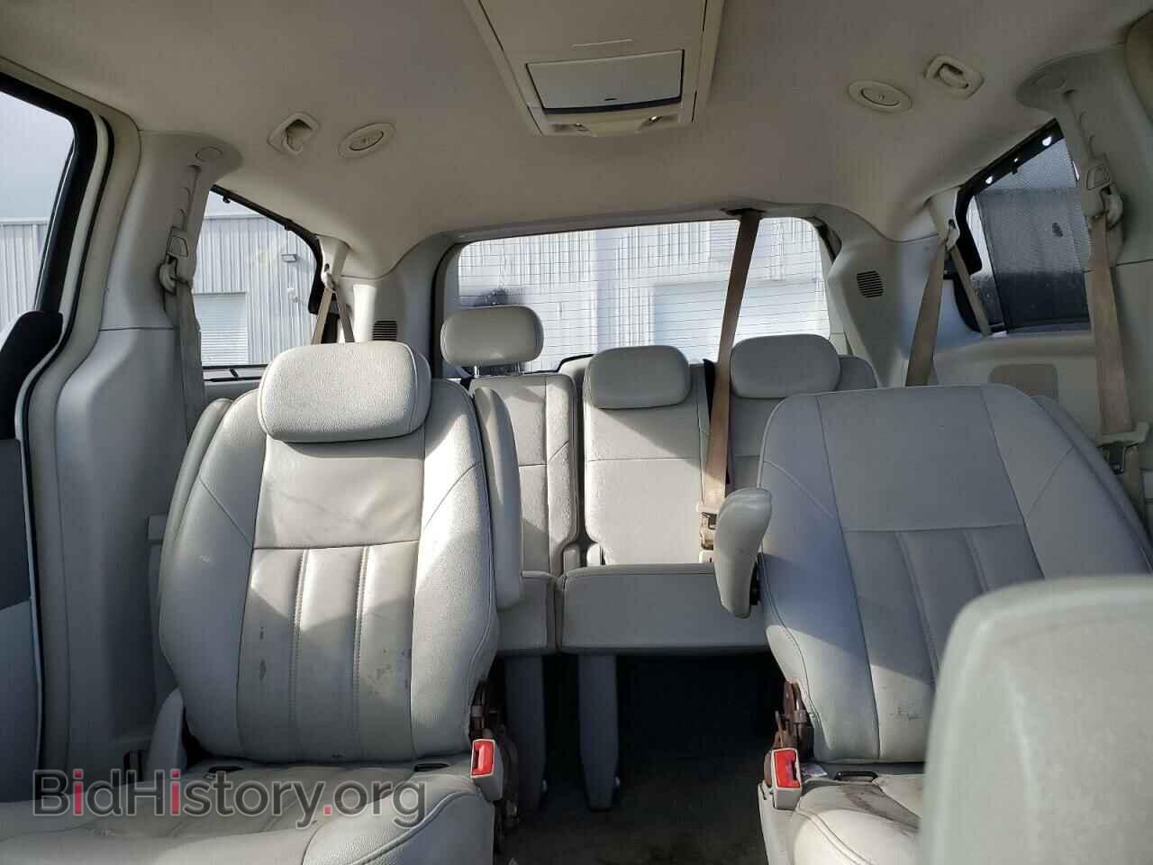 2008 CHRYSLER MINIVAN - VIN: 2A8HR54P08R731440 - Фото 10