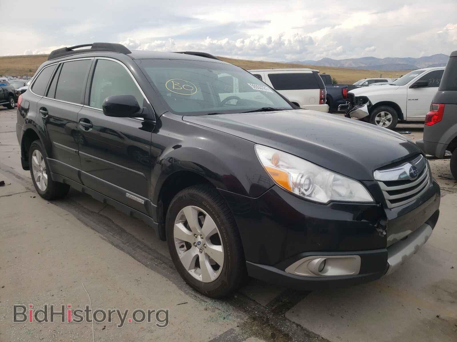 Photo 4S4BRDKC3B2424126 - SUBARU OUTBACK 2011