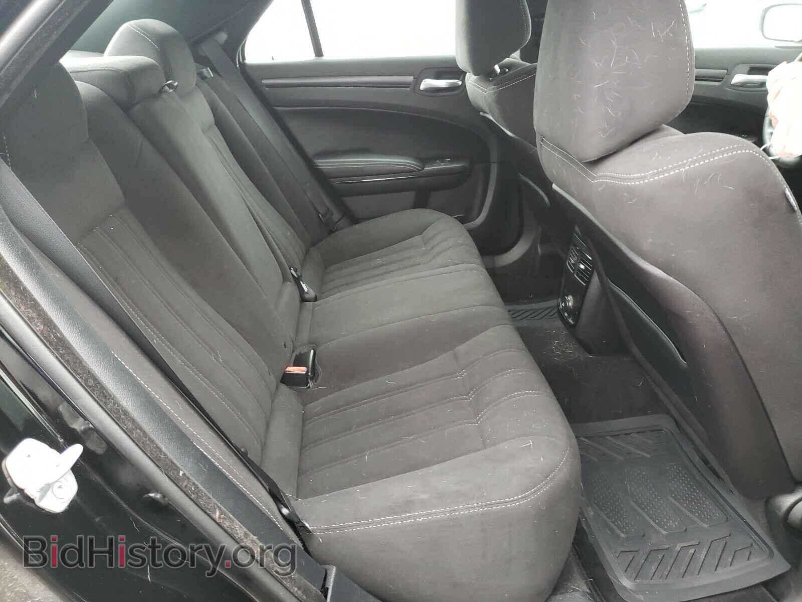 2012 CHRYSLER 300 - VIN: 2C3CCABG4CH251581 - Фото 6