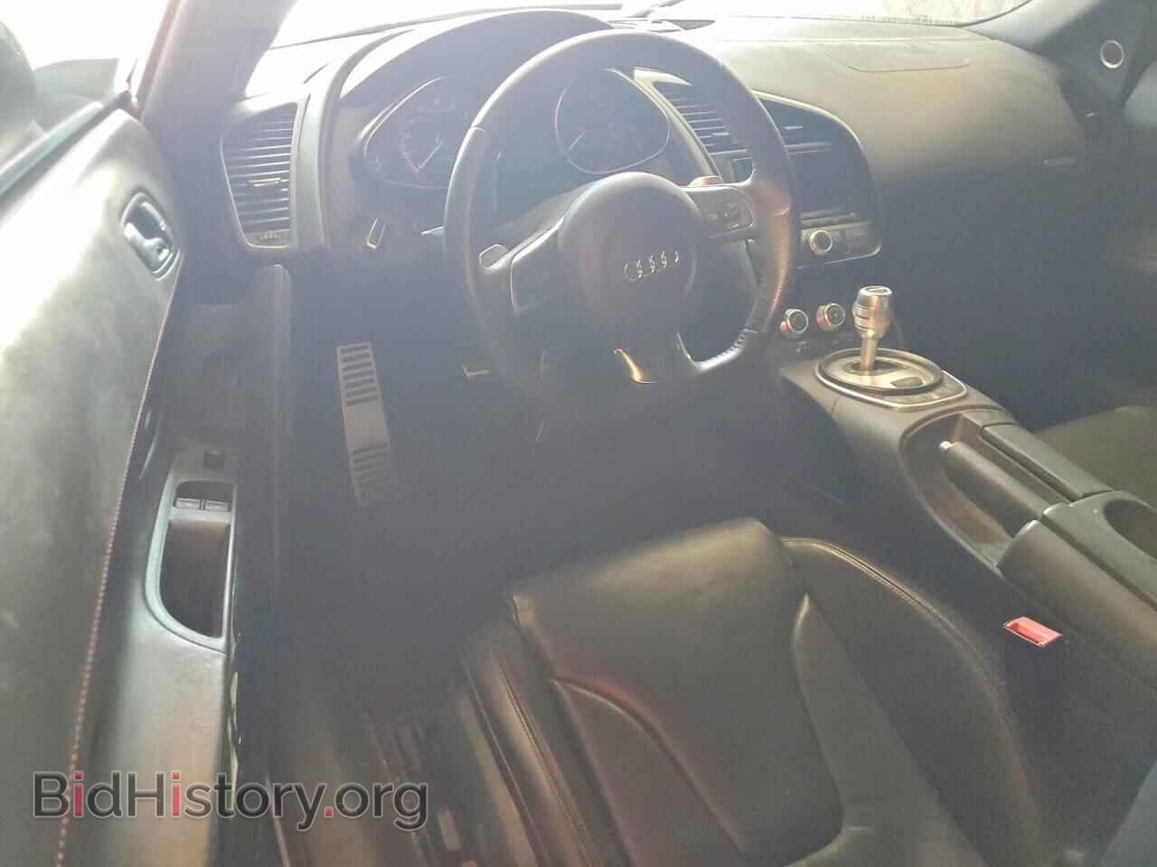 2012 AUDI R8 - VIN: WUAENAFG3CN002501 - Фото 8