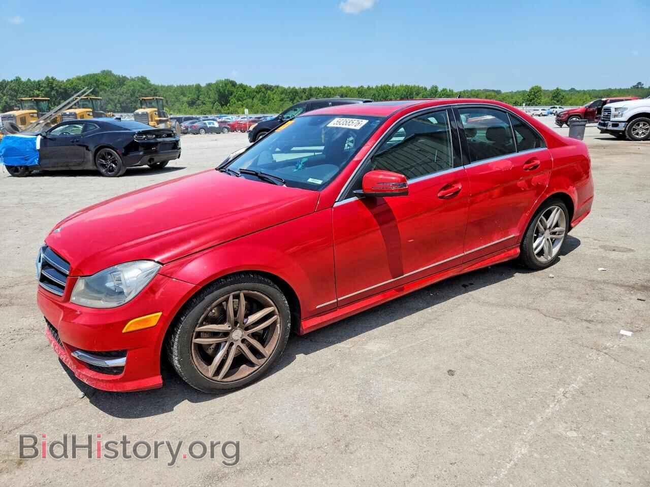 Фотография WDDGF8AB8EA928562 - MERCEDES-BENZ C-CLASS 2014
