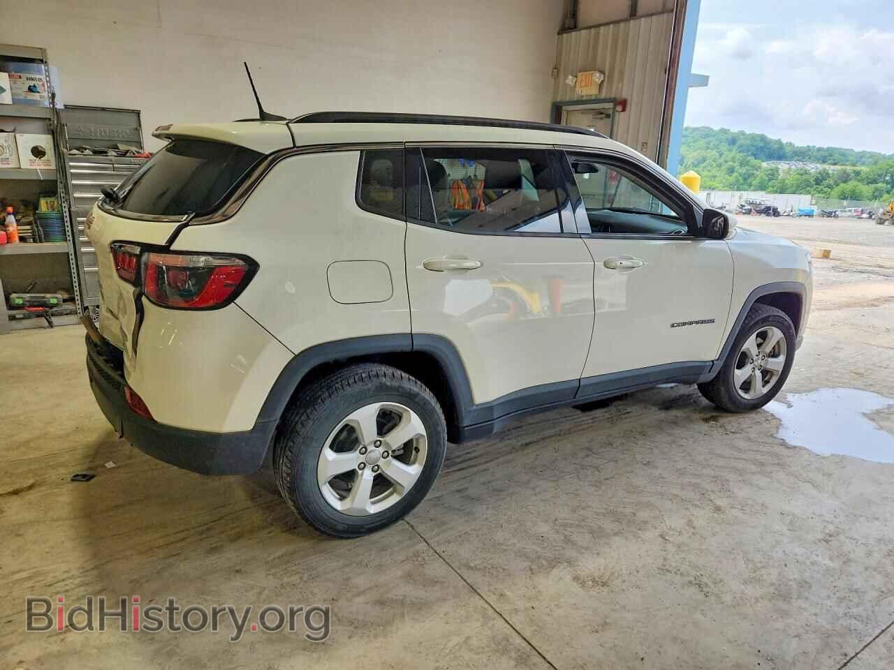 2019 JEEP COMPASS - VIN: 3C4NJDBB3KT628682 - Фото 3