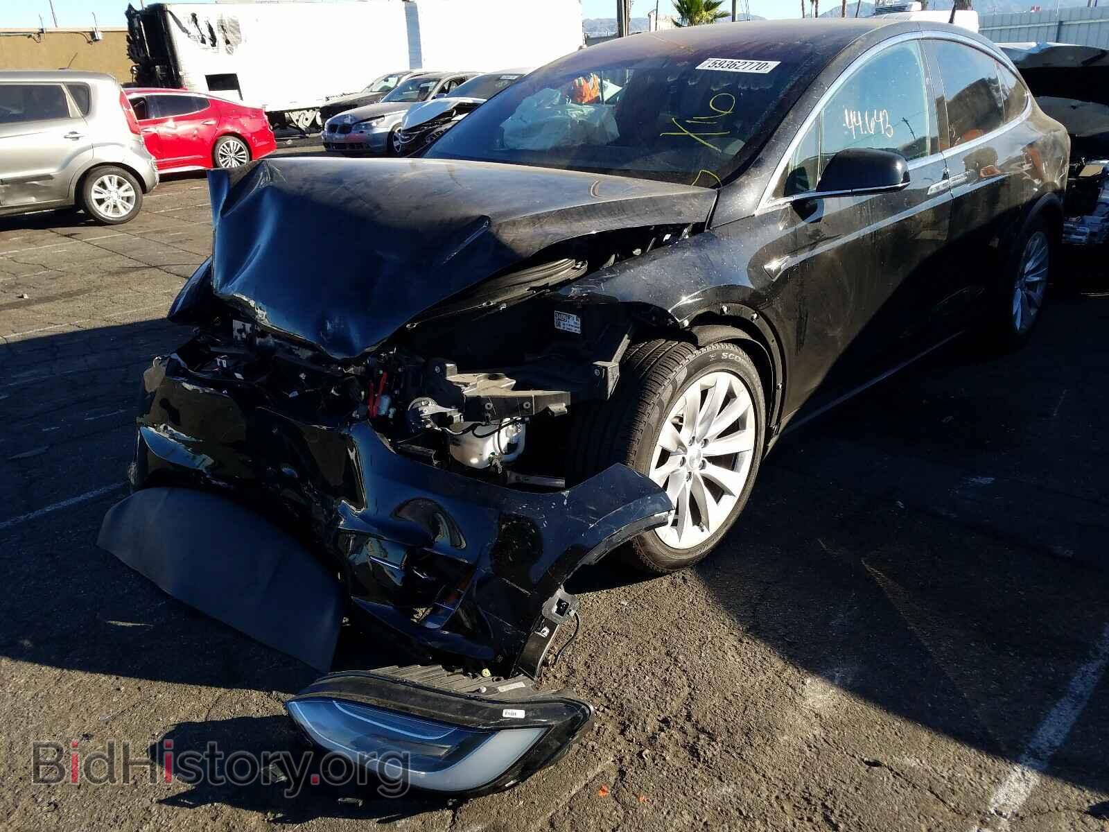 2017 TESLA MODEL X - VIN: 5YJXCBE28HF053702 - Фото 2