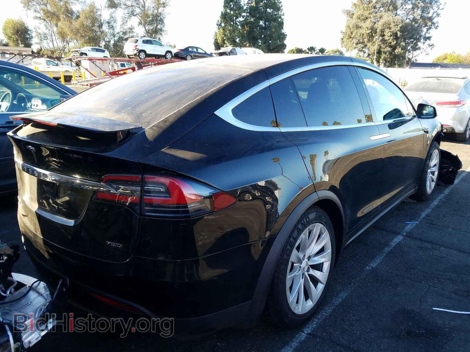 2017 TESLA MODEL X - VIN: 5YJXCBE28HF053702 - Фото 4
