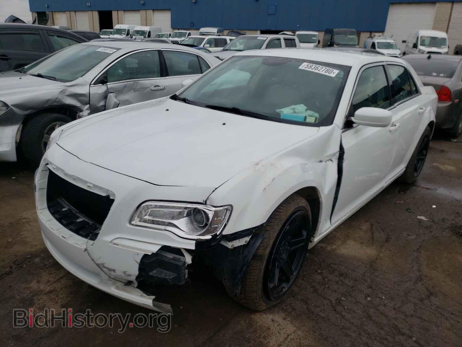 2014 CHRYSLER 300 - VIN: 2C3CCAAG1EH287233 - Фото 2