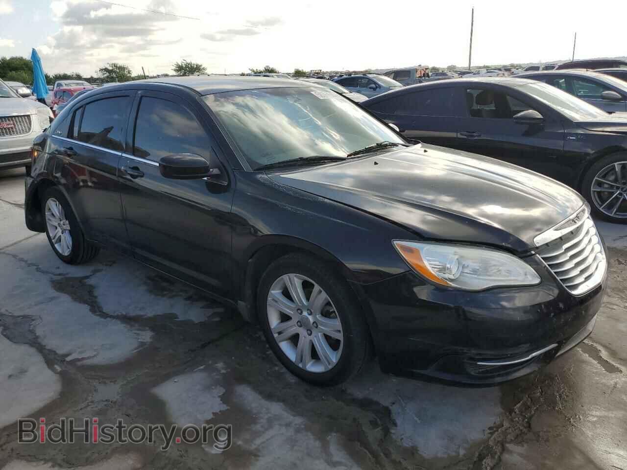 2013 CHRYSLER 200 - VIN: 1C3CCBAB3DN705940 - Photo 4