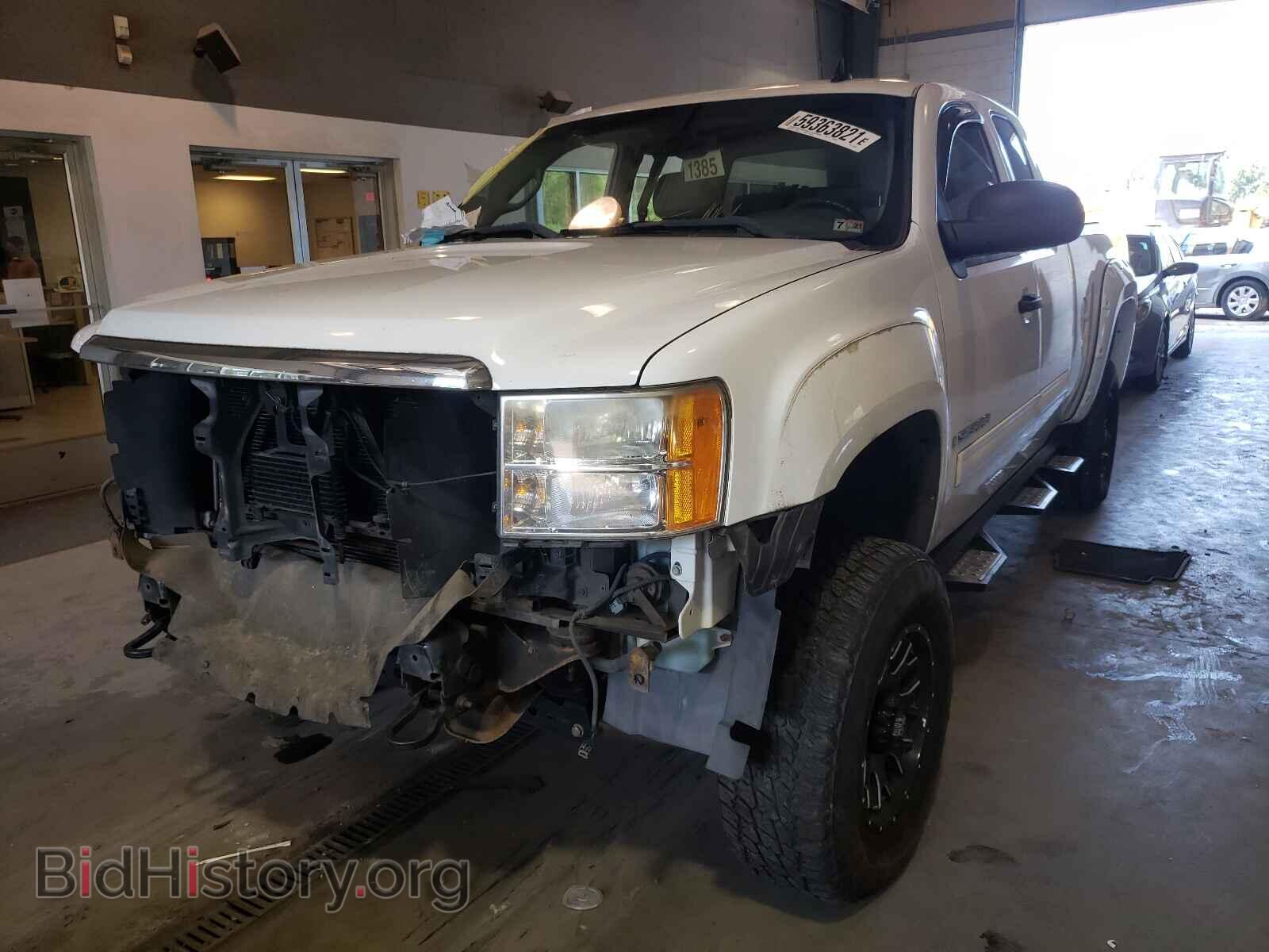 2007 GMC SIERRA - VIN: 2GTEK19J671636387 - Фото 2