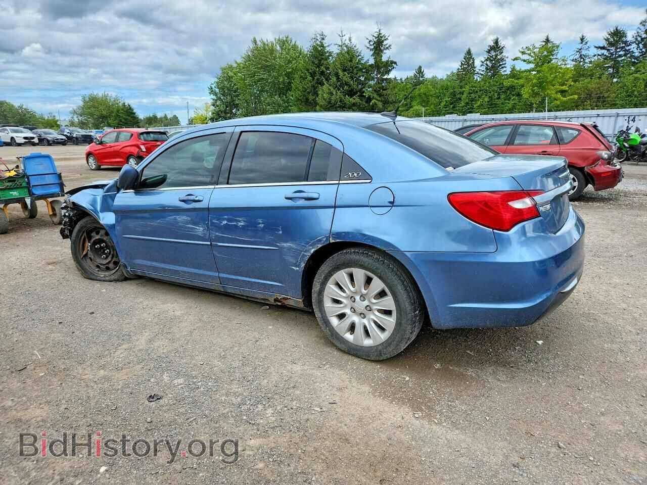 2011 CHRYSLER 200 - VIN: 1C3BC4FB2BN617538 - Photo 2