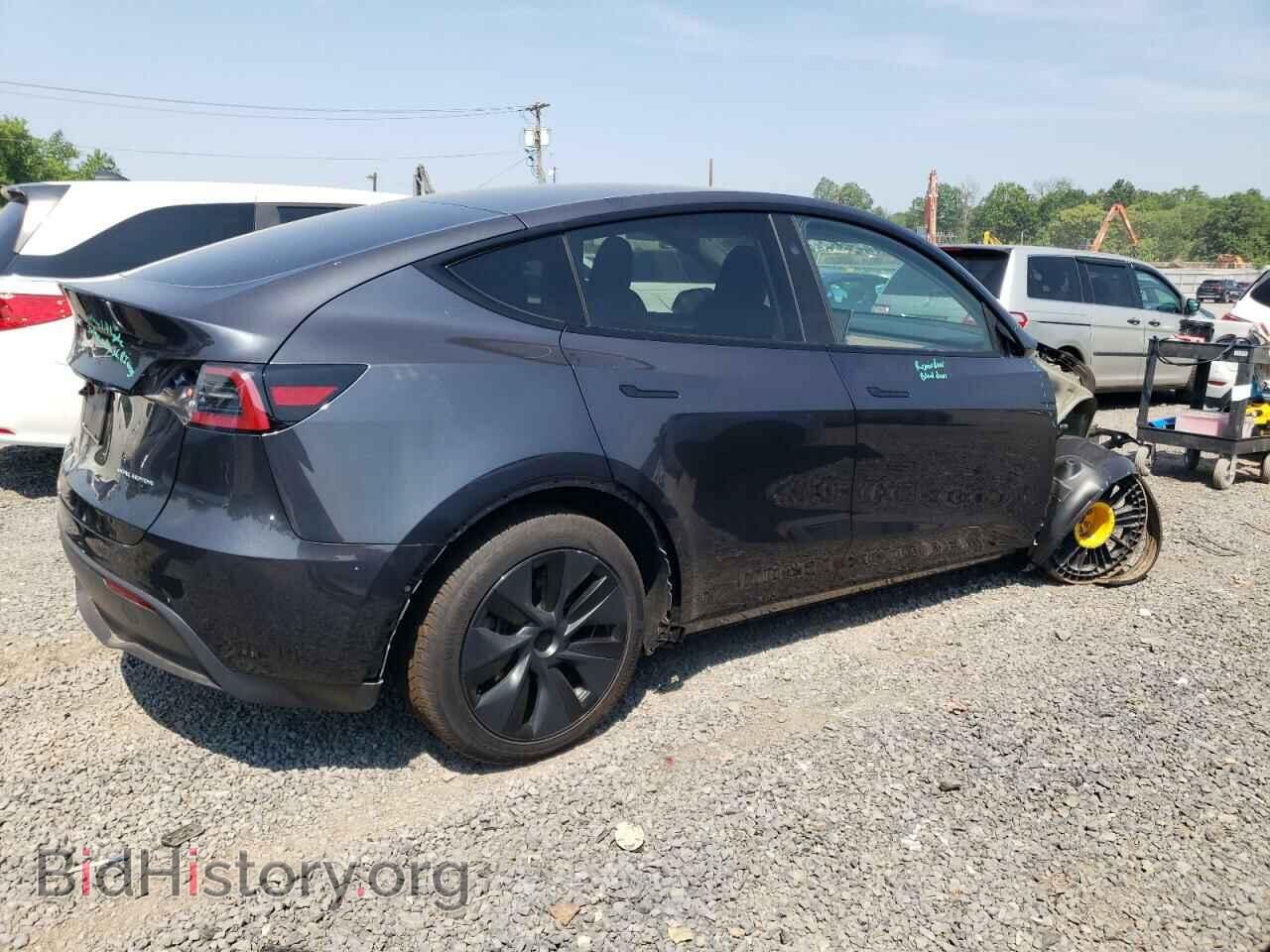 2025 TESLA MODEL Y - VIN: 7SAYGDEE2SA366296 - Фото 3