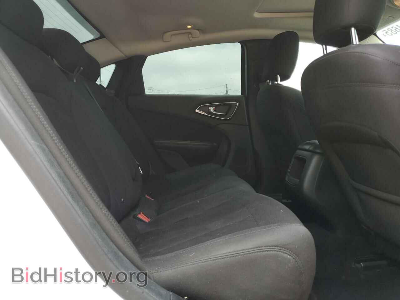 2015 CHRYSLER 200 - VIN: 1C3CCCAB9FN560069 - Фото 10