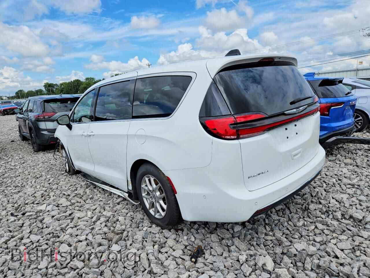 2025 CHRYSLER PACIFICA - VIN: 2C4RC1BG0SR523557 - Фото 2