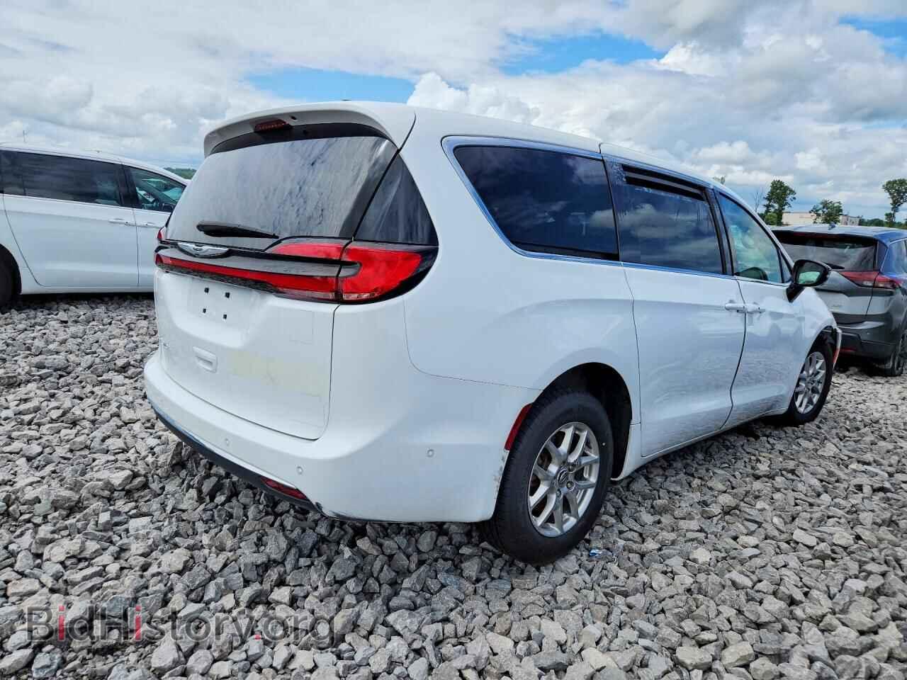 2025 CHRYSLER PACIFICA - VIN: 2C4RC1BG0SR523557 - Фото 3