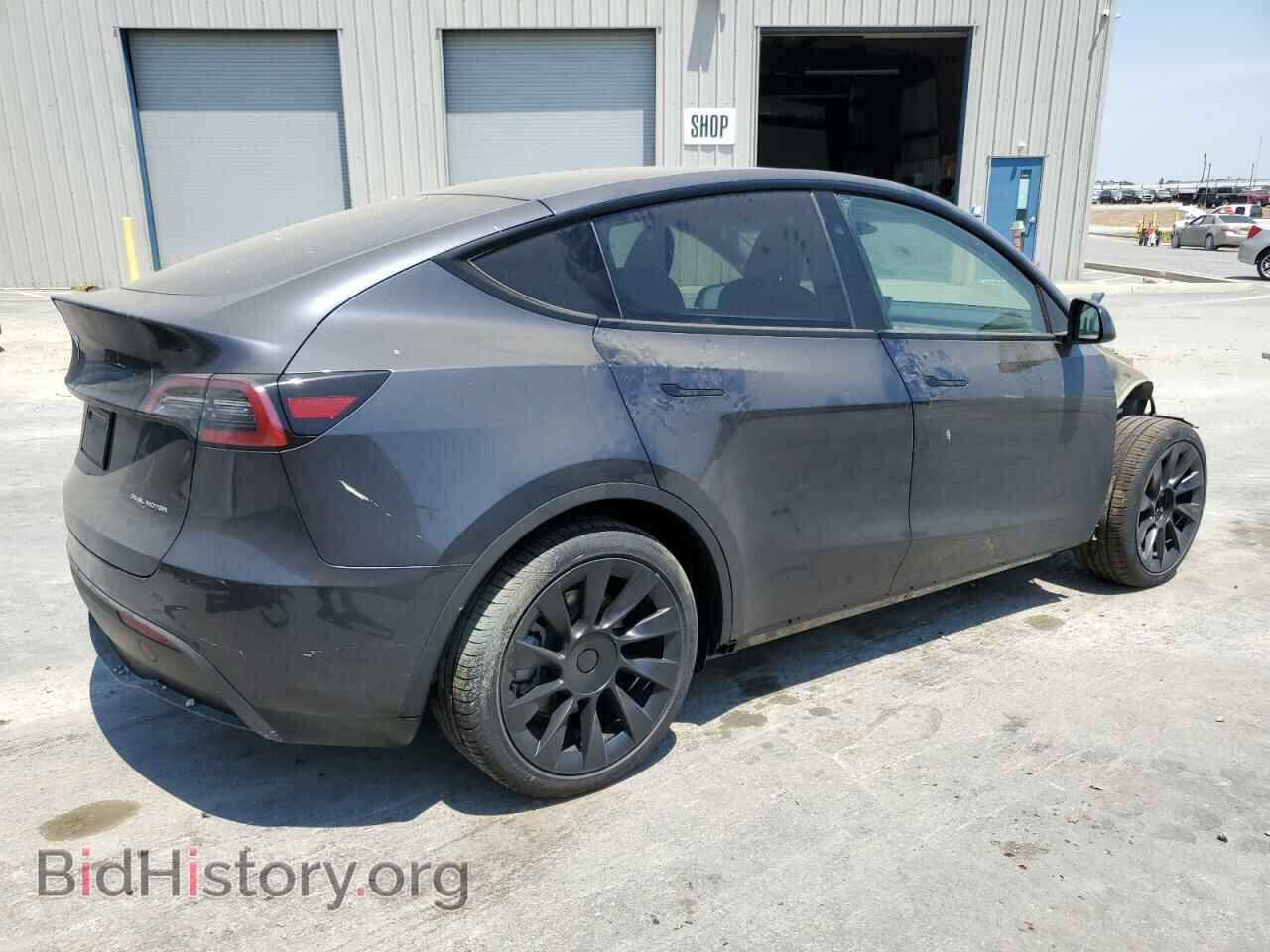 2024 TESLA MODEL Y - VIN: 7SAYGAEE7RF995256 - Фото 3